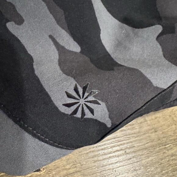 Black Camo Athleta Girl Casual Athletic Shorts Girls Youth Size M Medium 8-10 - Picture 4 of 4